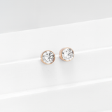 Σκουλαρίκια Radiant Glow Studs